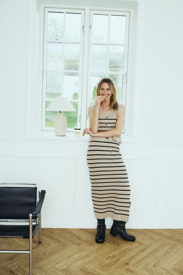 205687-SIMPLY TAUPE MEL W BLAC taupe/ zwart 
