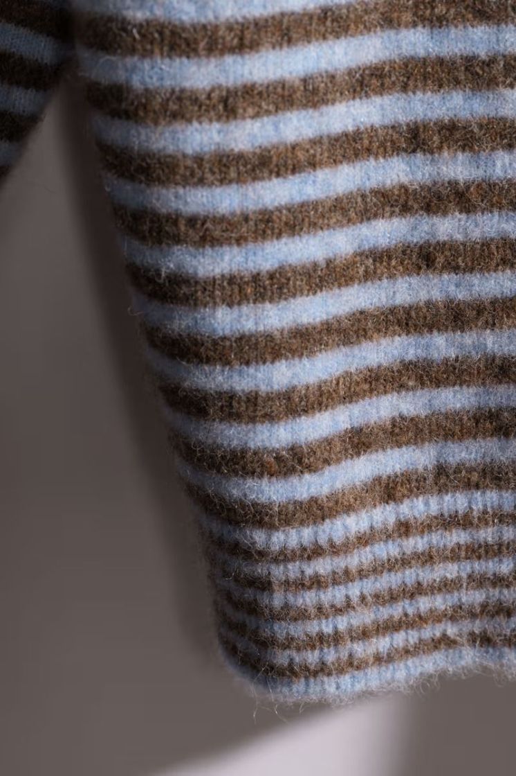 317394-BRD BROWN DARK blauw/zand
