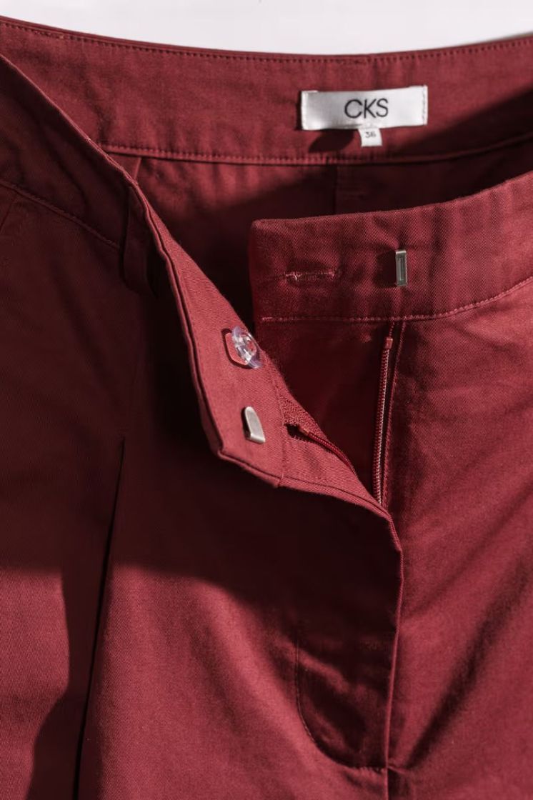 317749-RDD RED DARK wine 