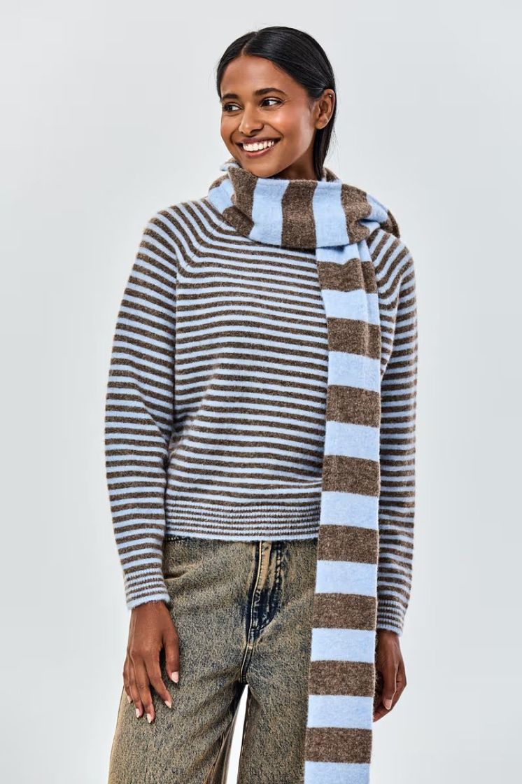 318378-BRD BROWN DARK l-blauw/bruin