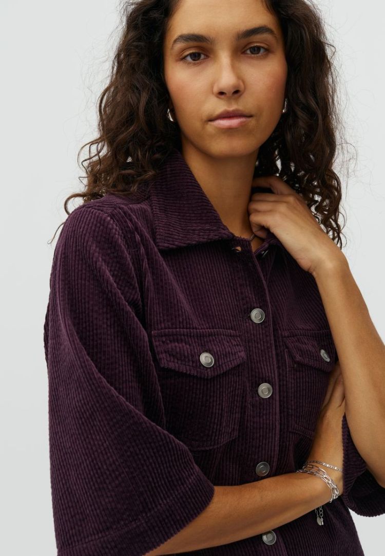 59851314-V69 DEEP PURPLE prune