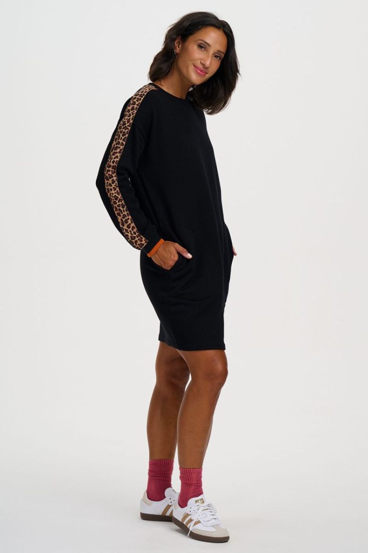 D1558-BLACK LEOPARD TRIM zwart