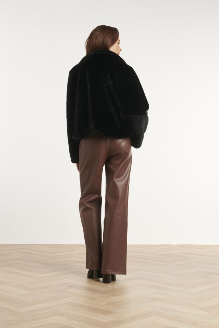 999-BLACK zwart