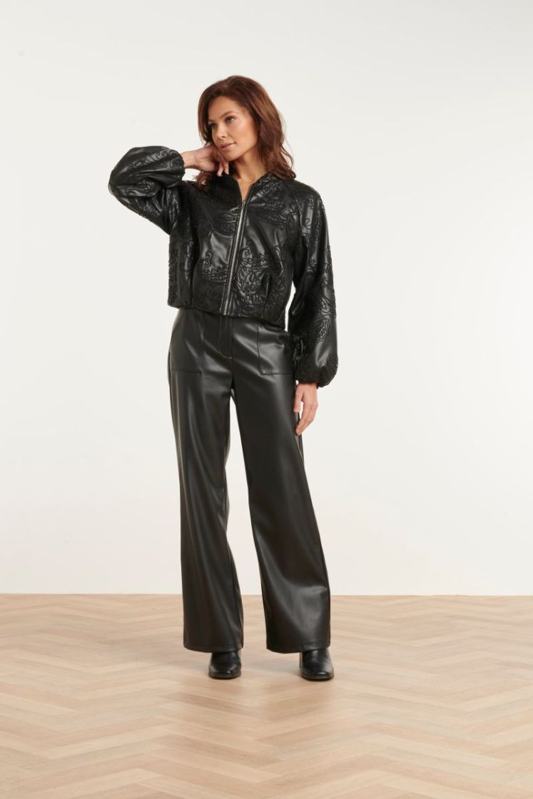 999-BLACK zwart 